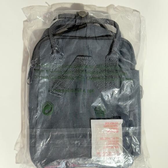 Fjallraven Kanken Unisex Small Navy Shoulder Bag Sling, NWT - Picture 4 of 5